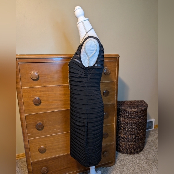 London Times Slimming Black Tiered Midi Cocktail Dress Size 10 - Picture 4 of 14